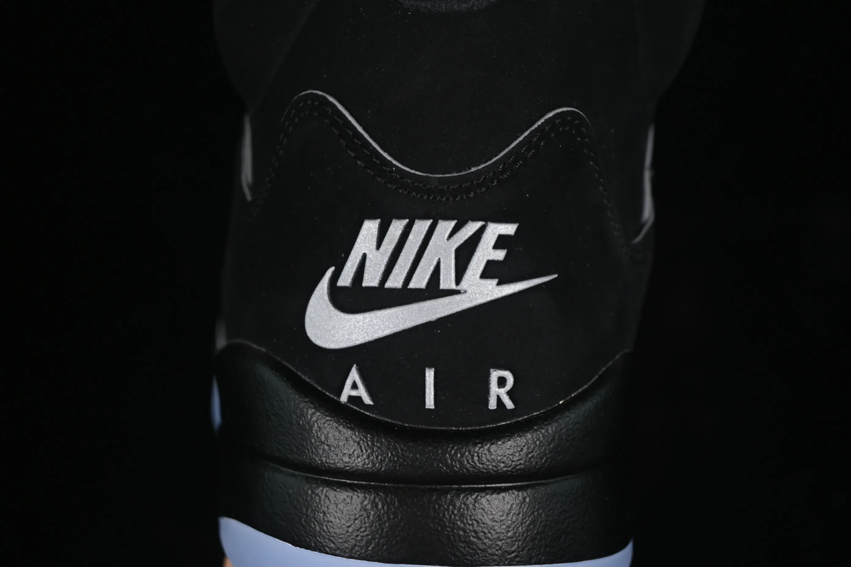 All categories Air Jordan Jordan series basketball shoes Air Jordan 5 pure original version Air Jordan 5 Black "Metallic Reimagined" AJ5 Joe 5 black silver HF3975-001